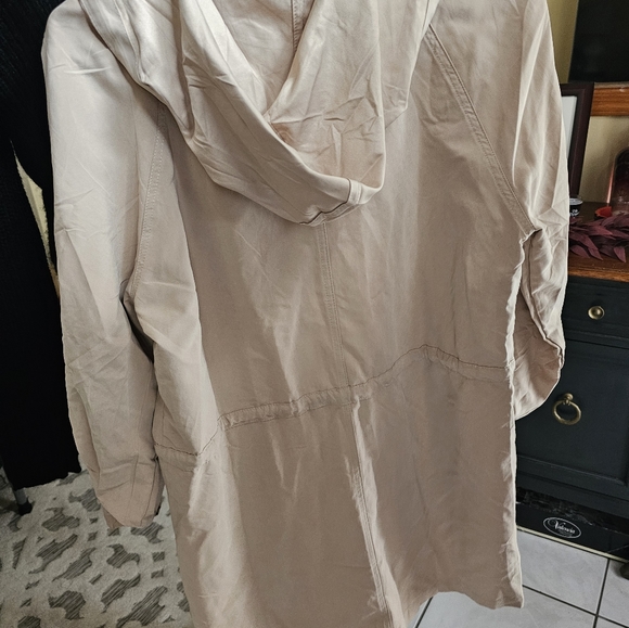 Love Tree Spring Jacket - Picture 4 of 5